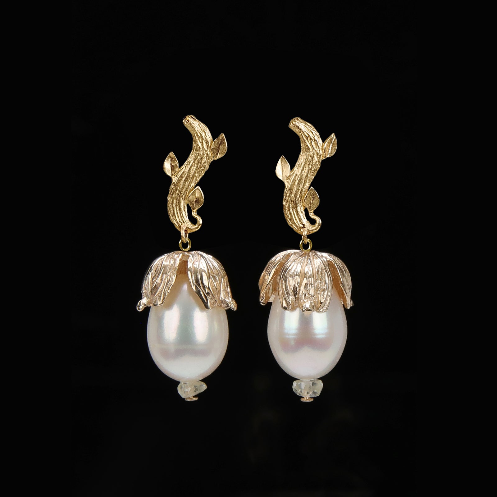 Golden Buds: Freshwater Pearl, Songea Sapphire, and Gold Earring